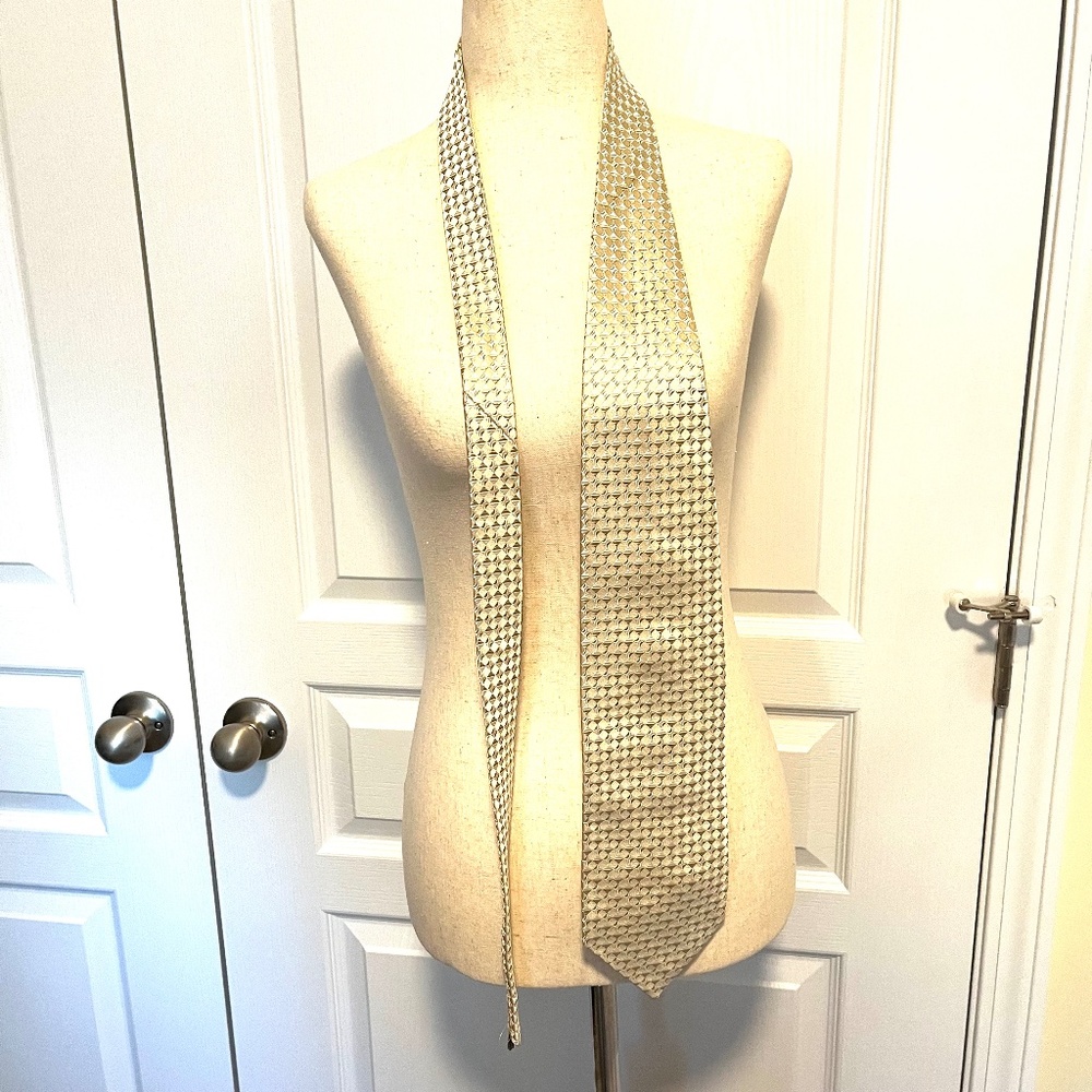 Oscar de la Renta Gold Patterned Tie